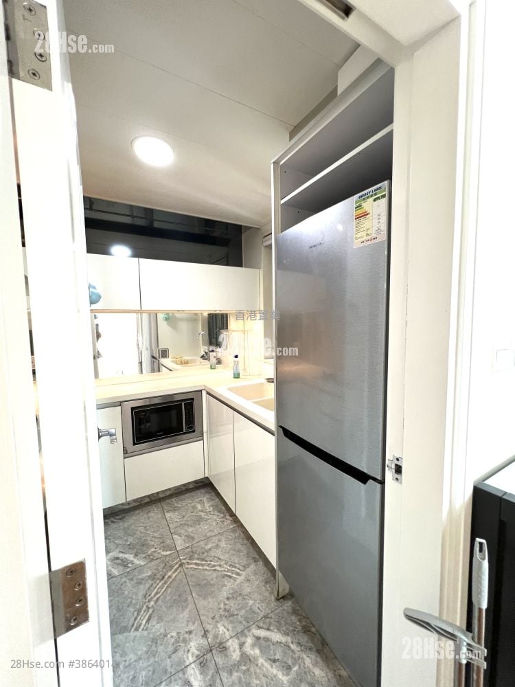 Harbour Green Sell 3 Bedrooms , 1 Bathroom 541 ft²