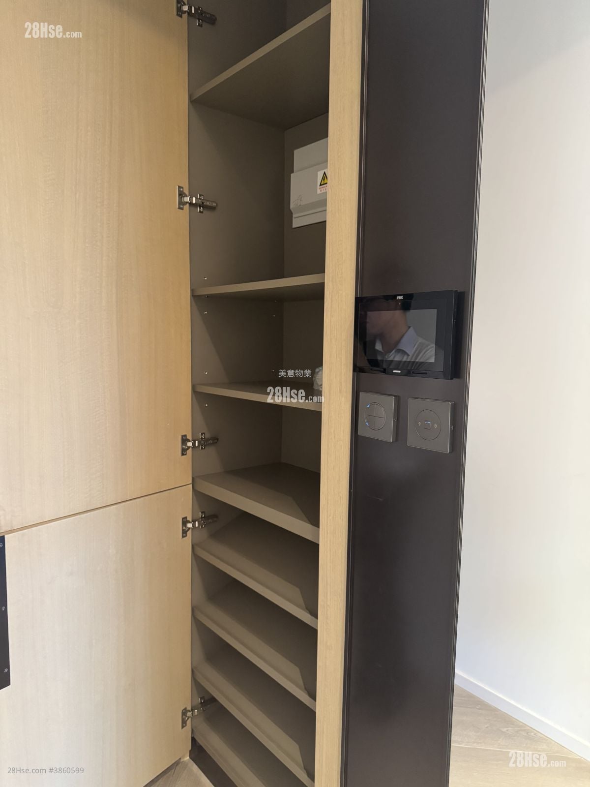 The Henley Rental 1 Bedroom , 1 Bathroom 367 ft²