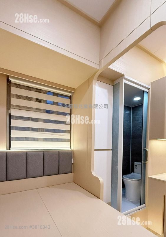 Jade Mansion Rental Studio , 1 Bathroom 180 ft²