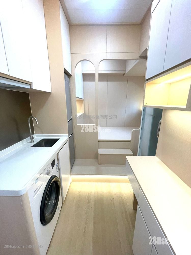 Jade Mansion Rental Studio , 1 Bathroom 180 ft²