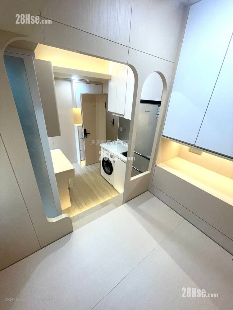 Jade Mansion Rental Studio , 1 Bathroom 180 ft²