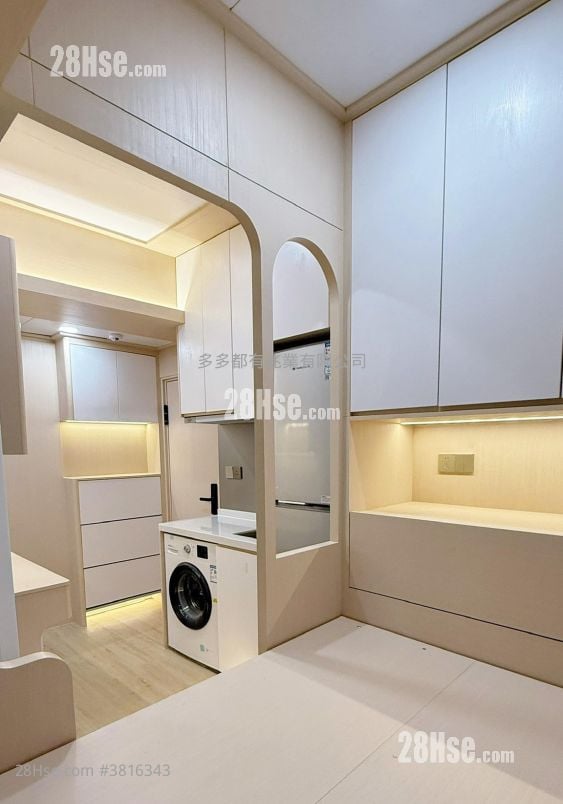 Jade Mansion Rental Studio , 1 Bathroom 180 ft²