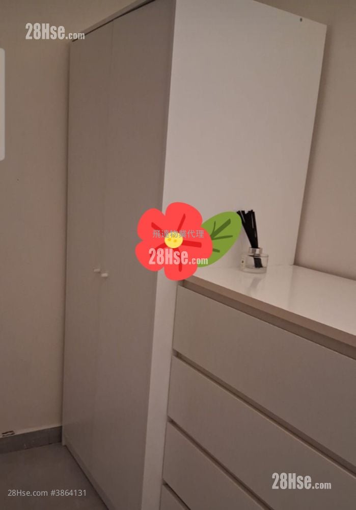 Kam Wa Building Sell 1 Bedroom , 1 Bathroom 380 ft²