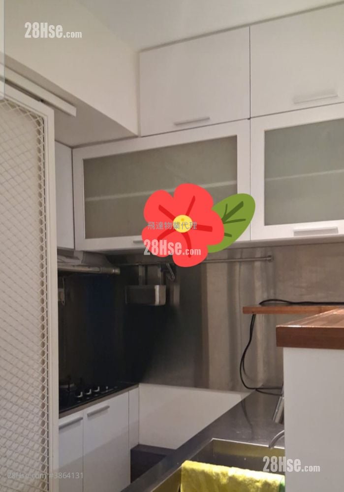 Kam Wa Building Sell 1 Bedroom , 1 Bathroom 380 ft²