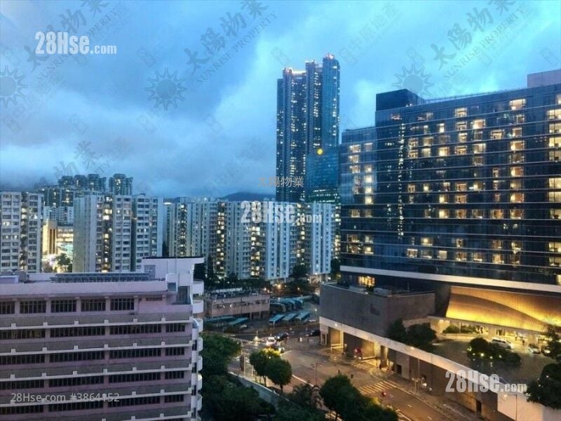 Stars By The Harbour Sell 4 Bedrooms 846 ft²