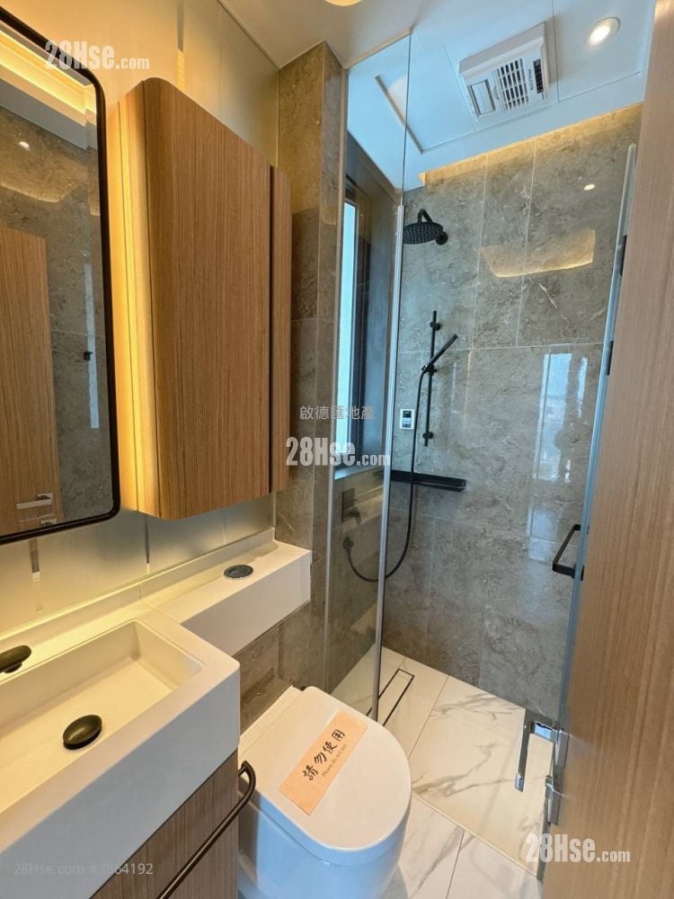 The Vantage Rental 2 Bedrooms , 1 Bathroom 391 ft²