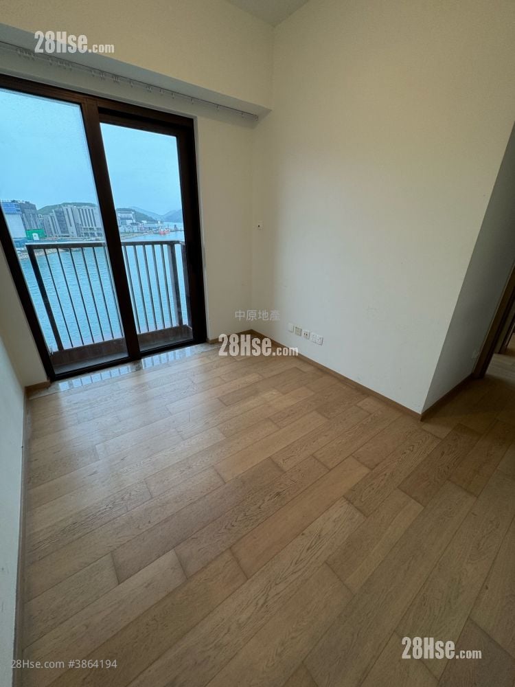 Lp6 Sell 3 Bedrooms 636 ft²