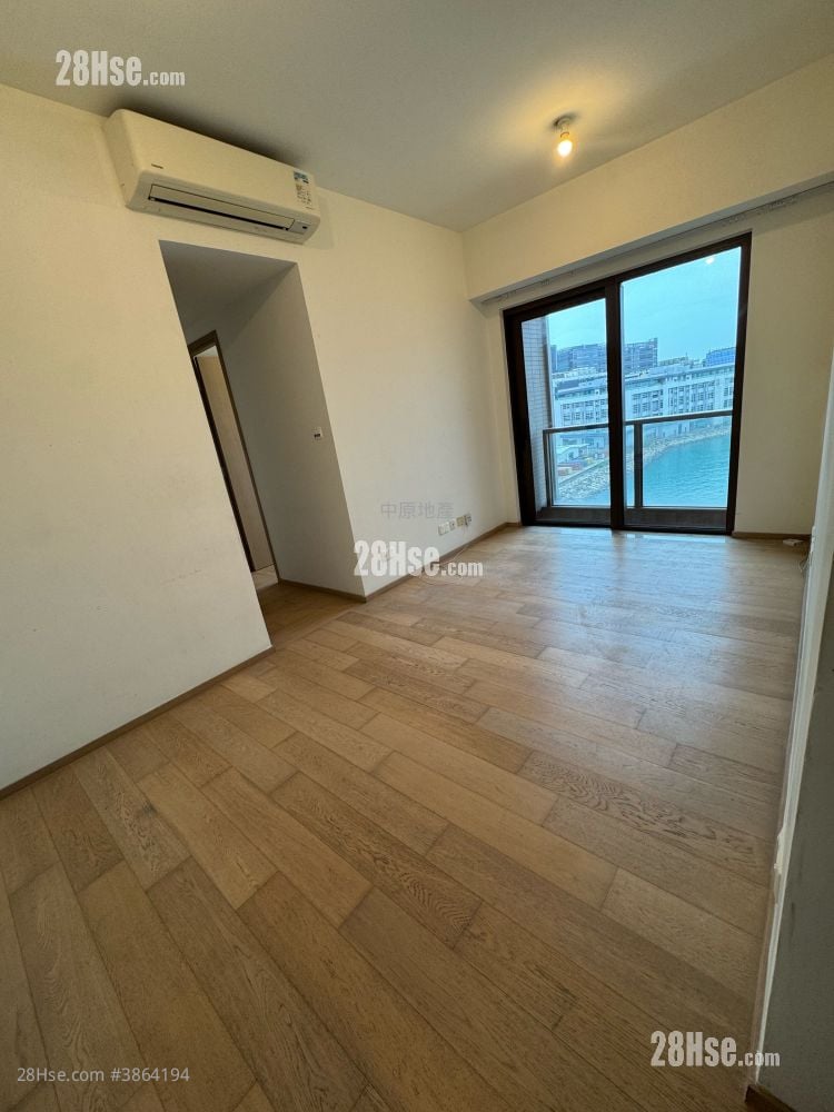 Lp6 Sell 3 Bedrooms 636 ft²