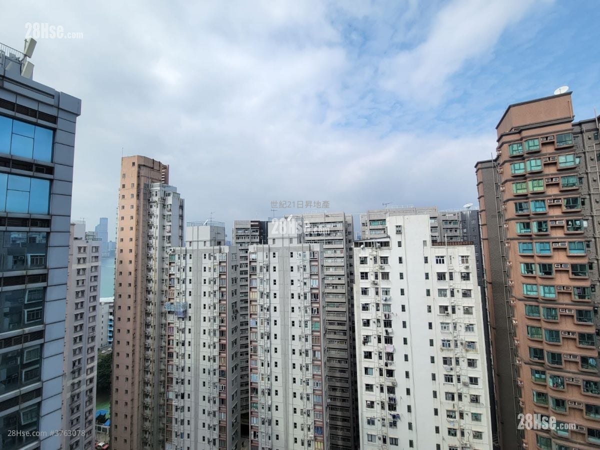 One Prestige Sell Studio , 1 Bathroom 193 ft²