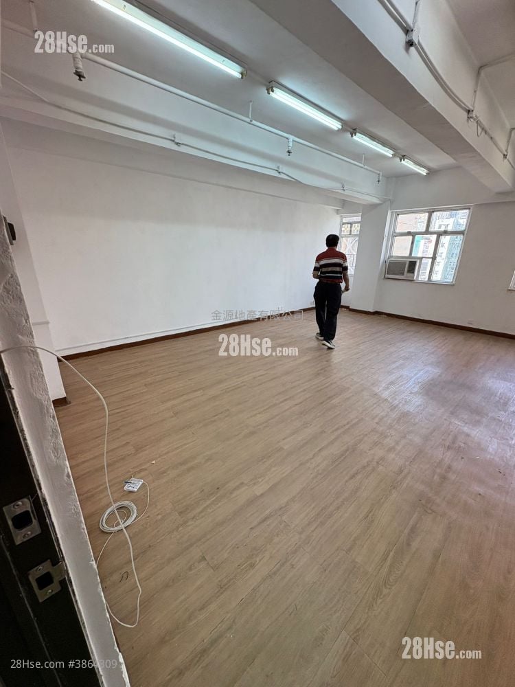 龍祥大廈 租盤 420 平方呎