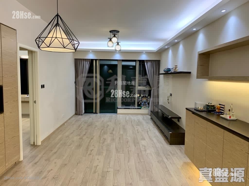 Mayfair By The Sea Sell 3 Bedrooms , 2 Bathrooms 1,052 ft²
