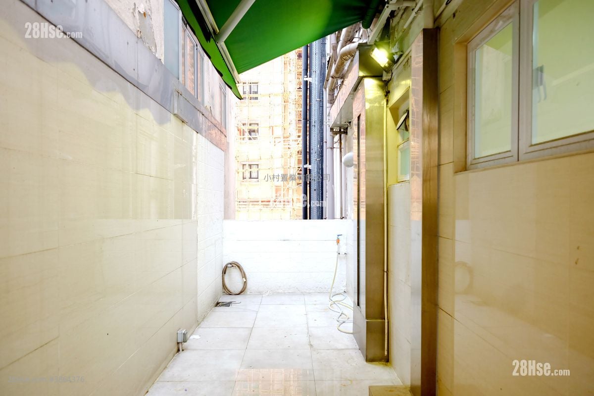 其它: Flat roof