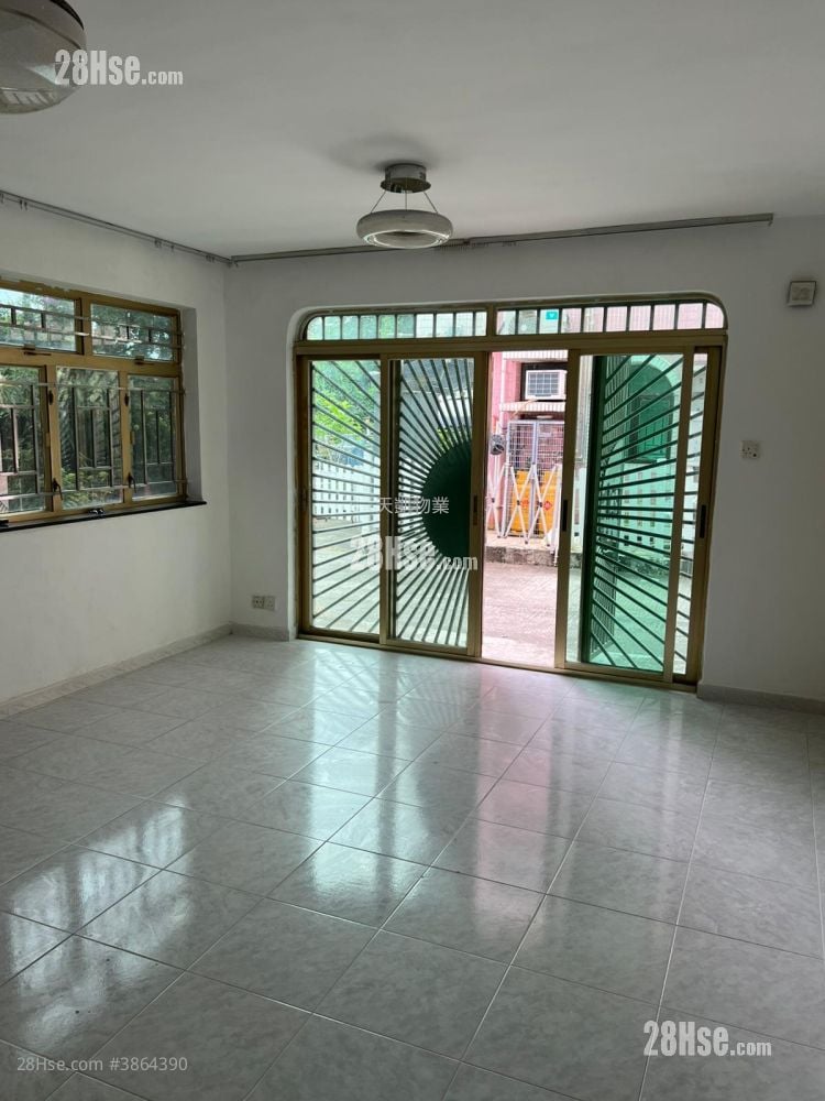 Village Rental 700 ft²