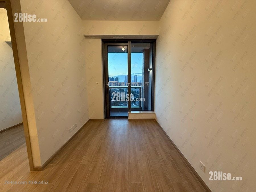 Hava Sell 2 Bedrooms 403 ft²