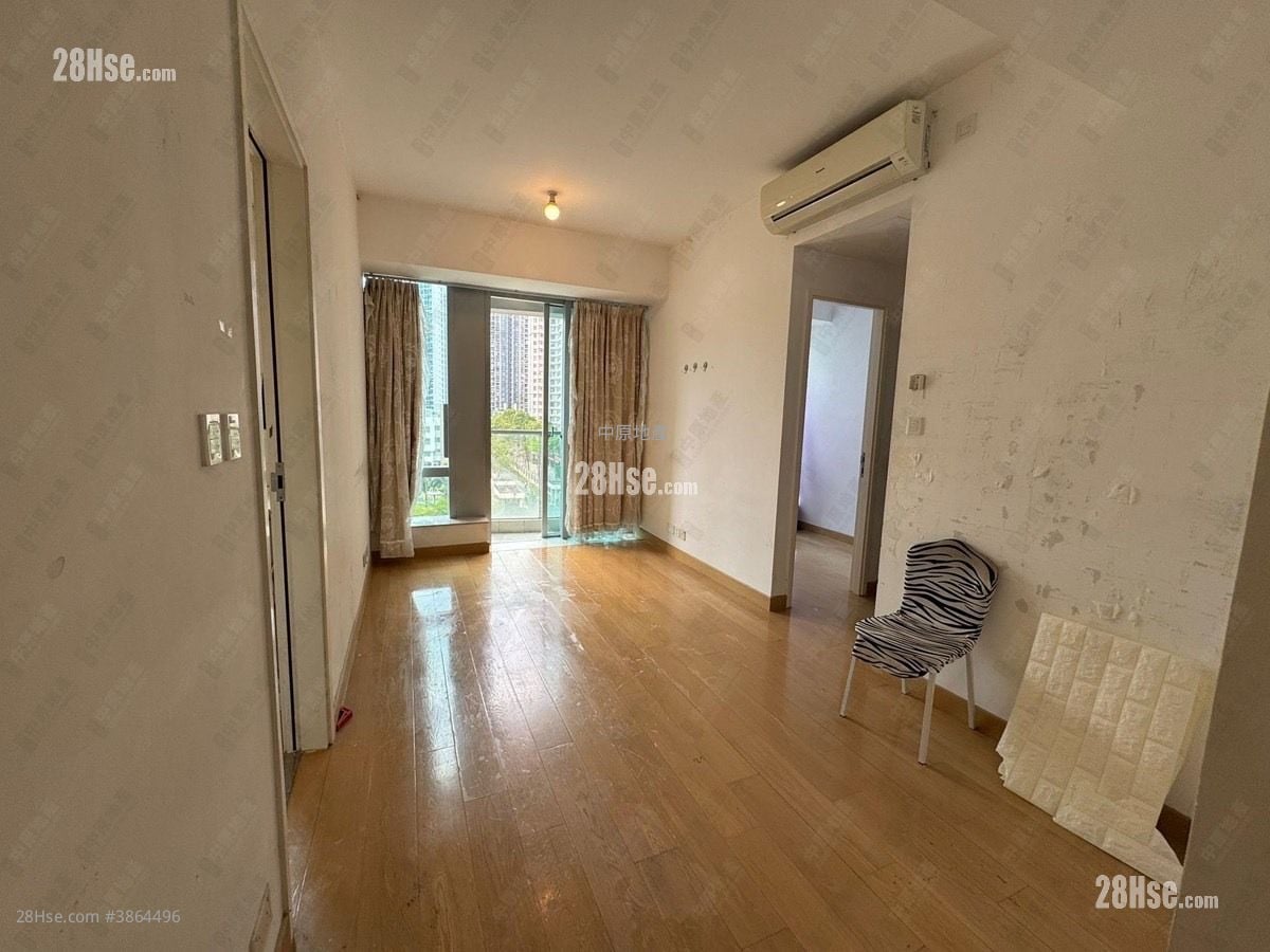 Savannah Sell 2 Bedrooms 487 ft²