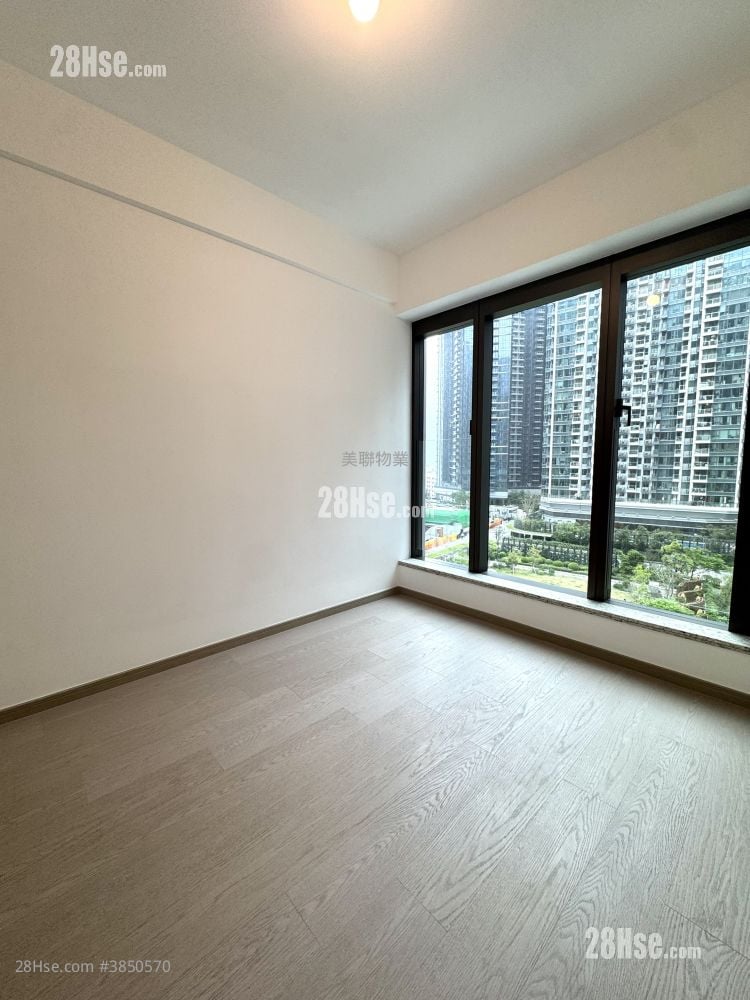 The Southside Rental 3 Bedrooms , 2 Bathrooms 972 ft²