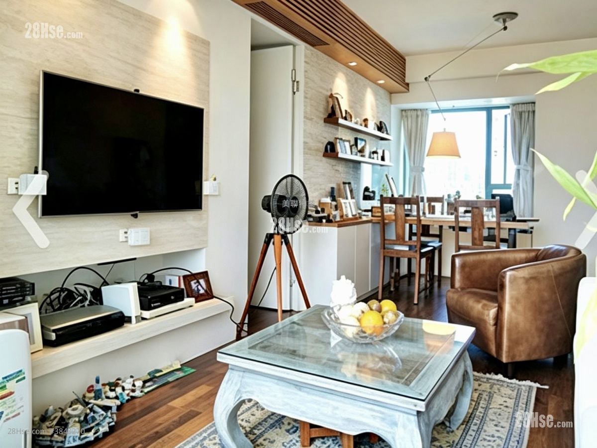 Pokfulam Terrace Sell 3 Bedrooms , 2 Bathrooms 676 ft²