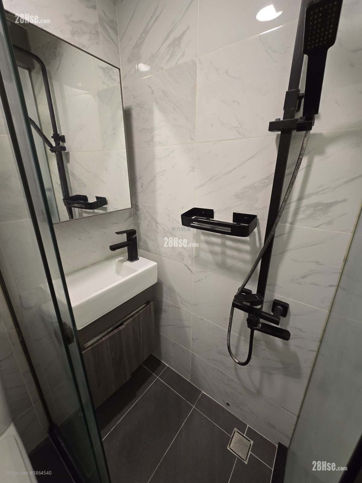 Kam Ming Yuen Rental Studio , 1 Bathroom 120 ft²