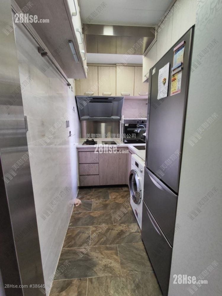 Fanling Centre Sell 2 Bedrooms 535 ft²