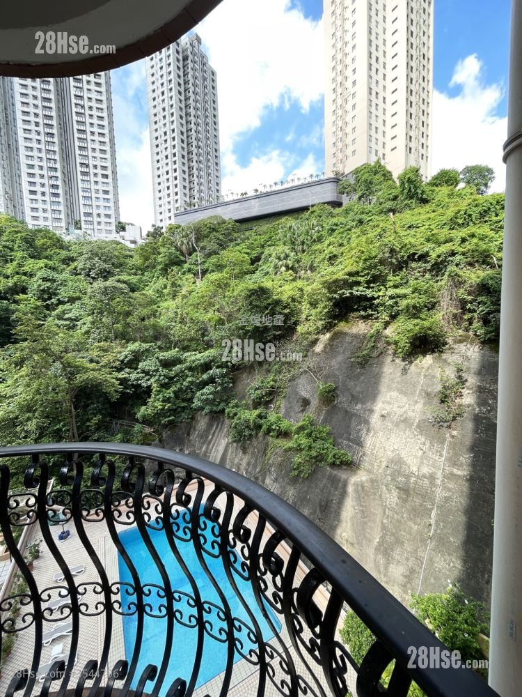San Francisco Towers Rental 3 Bedrooms , 2 Bathrooms 909 ft²