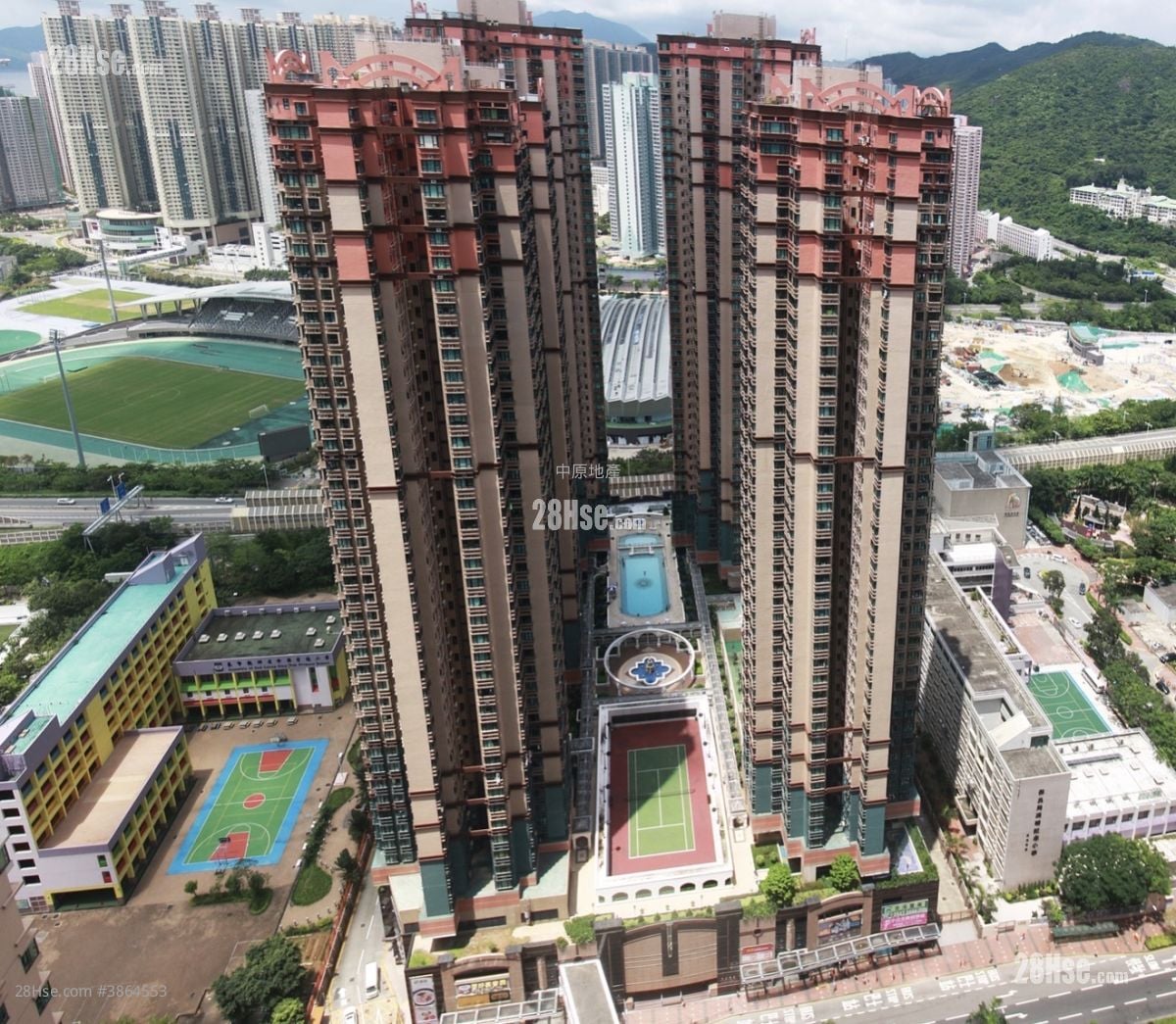Nan Fung Plaza Sell 3 Bedrooms 606 ft²