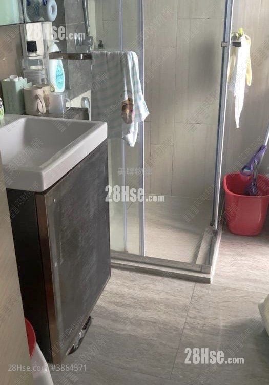 The Reach Rental 2 Bedrooms , 1 Bathroom 357 ft²