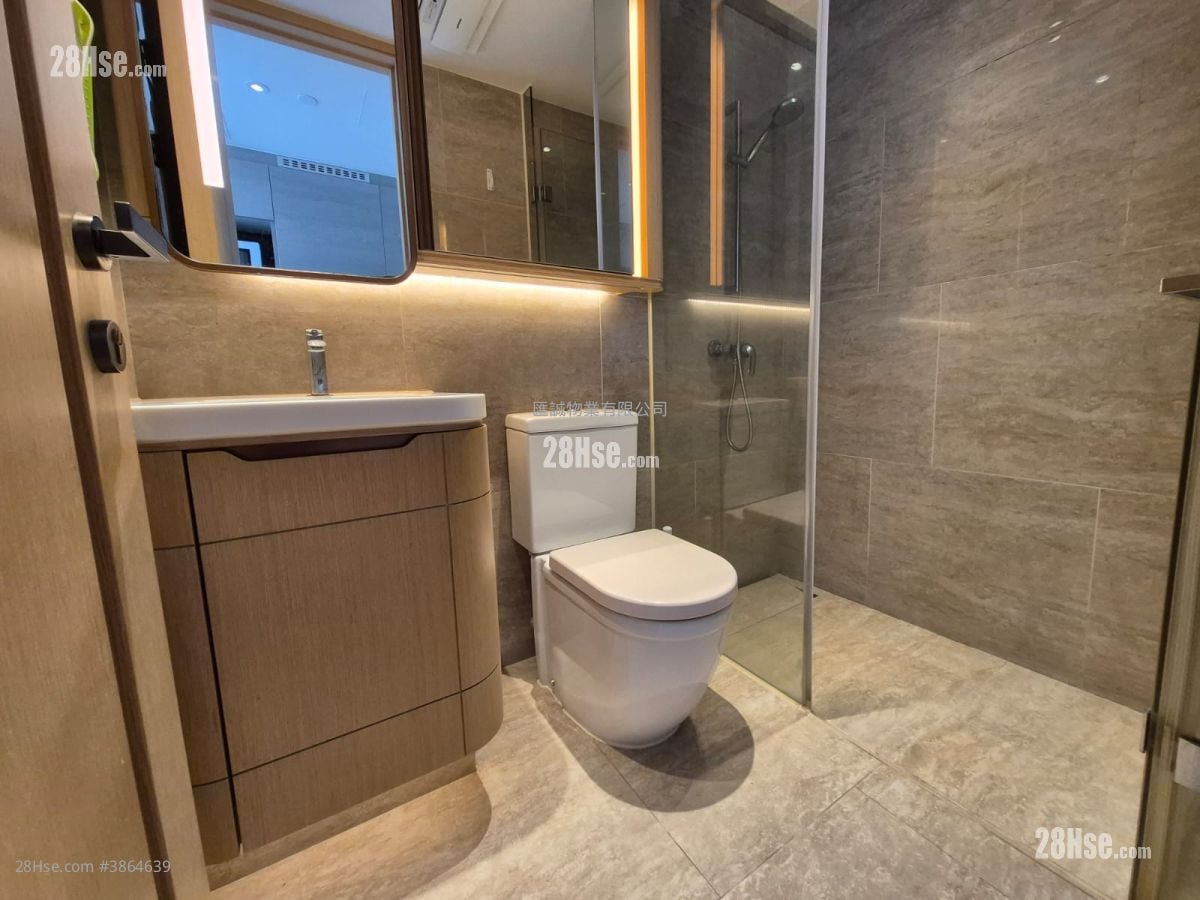 Upper East Sell Studio , 1 Bathroom 194 ft²