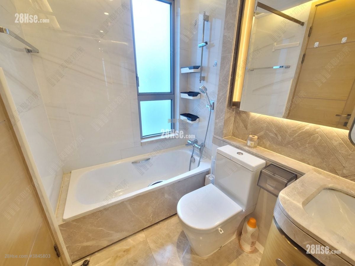 Grand Central Rental 2 Bedrooms , 1 Bathroom 676 ft²