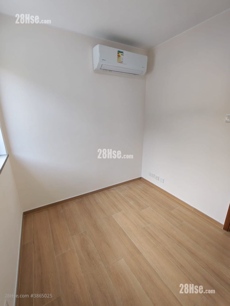 bedroom 2: Shek Wu Wai, San Tin Rental 3 Bedrooms , 2 Bathrooms 700 ft²