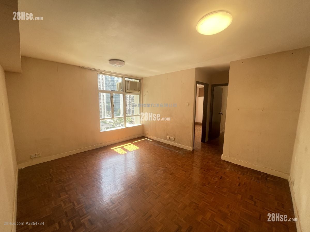 Taikoo Shing Sell 2 Bedrooms 580 ft²