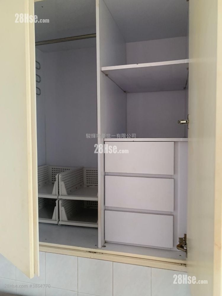 Hart Avenue Court Rental Studio , 1 Bathroom 207 ft²
