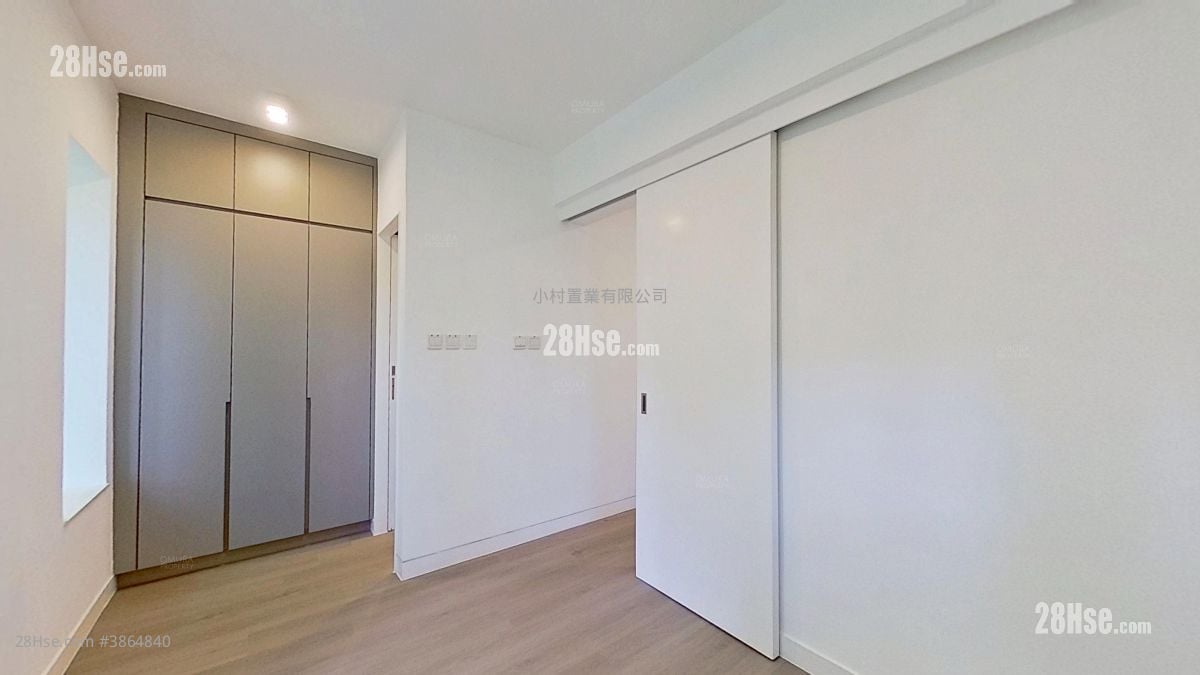master room: Floral Tower Rental 1 Bedroom , 1 Bathroom 344 ft²
