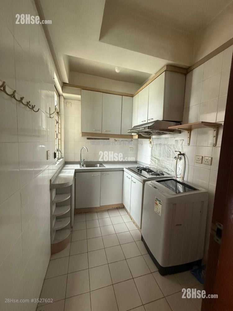 Sheung Shui Centre Rental 2 Bedrooms , 1 Bathroom 342 ft²