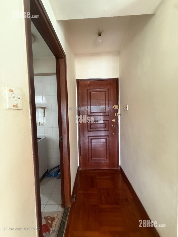 Sheung Shui Centre Rental 2 Bedrooms , 1 Bathroom 342 ft²