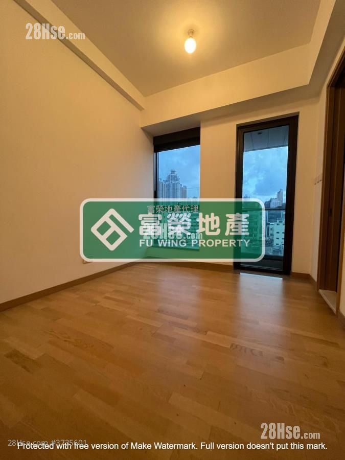 Novi Sell Studio , 1 Bathroom 179 ft²