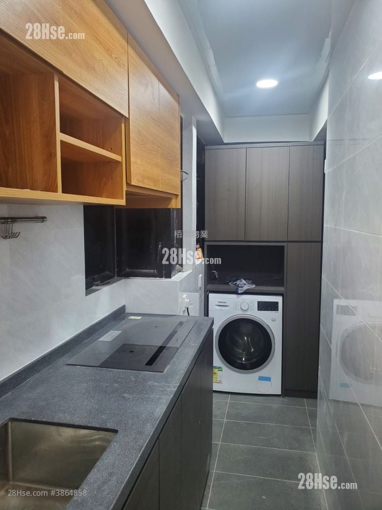 Chi Ping Building Sell Studio , 1 Bathroom 245 ft²