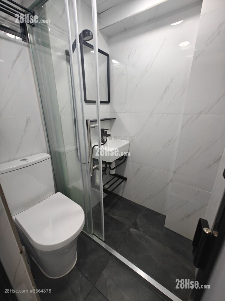 New Lucky House Rental 1 Bedroom , 1 Bathroom 578 ft²