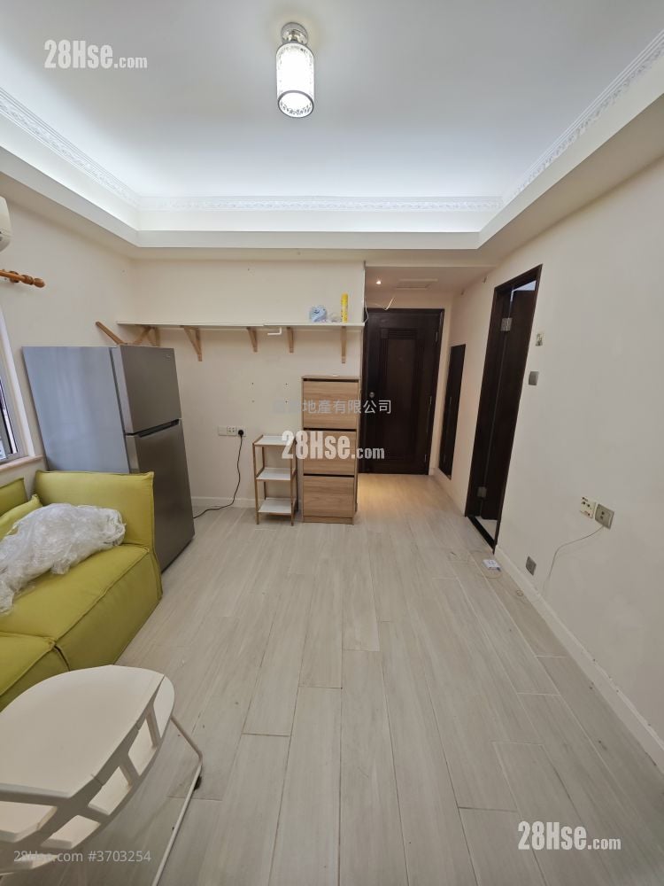 Wah Sun Building Rental 2 Bedrooms , 1 Bathroom 302 ft²