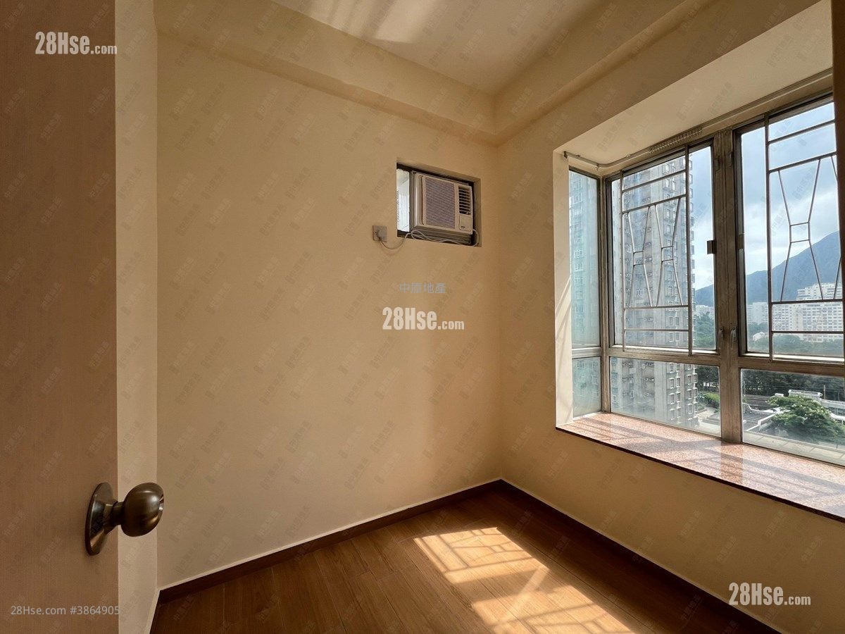 Tuen Mun Town Plaza Rental 2 Bedrooms , 1 Bathroom 326 ft²