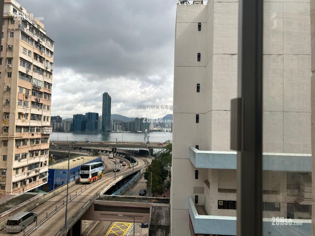 Yik Hon Building Sell 1 Bedroom , 1 Bathroom 369 ft²