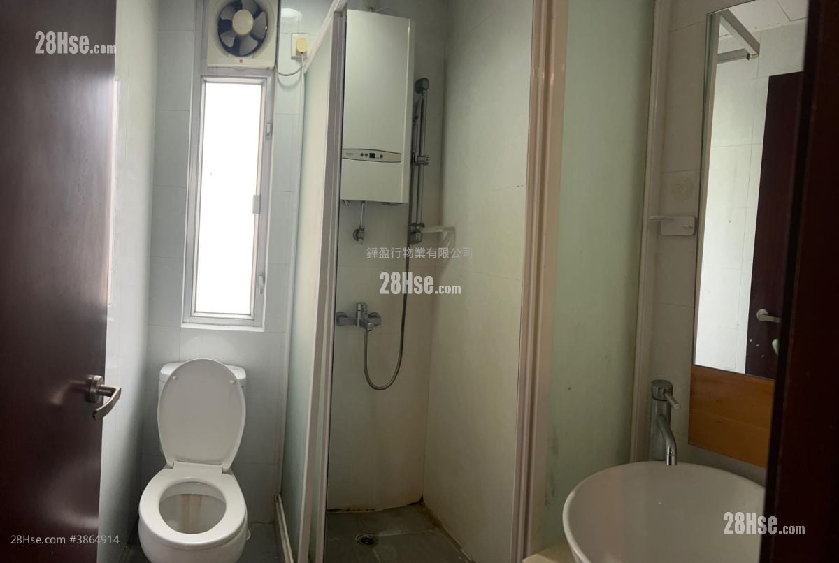 Yik Hon Building Sell 1 Bedroom , 1 Bathroom 369 ft²