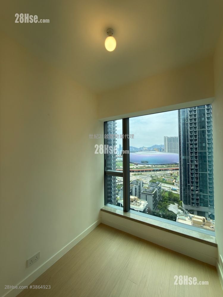 Monaco Rental 3 Bedrooms , 2 Bathrooms 762 ft²
