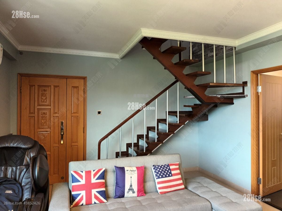 Glen Haven Sell 3 Bedrooms , 3 Bathrooms 1,227 ft²