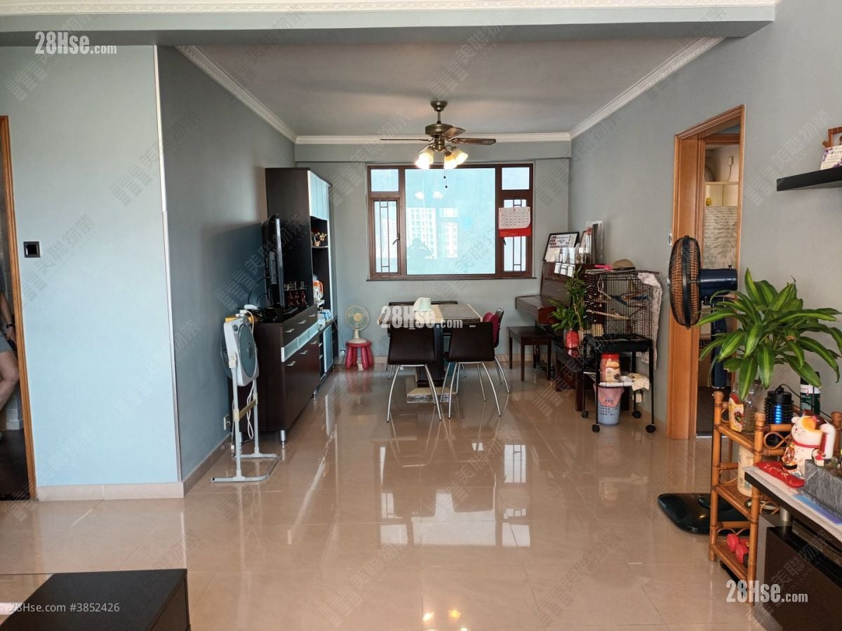 Glen Haven Sell 3 Bedrooms , 3 Bathrooms 1,227 ft²