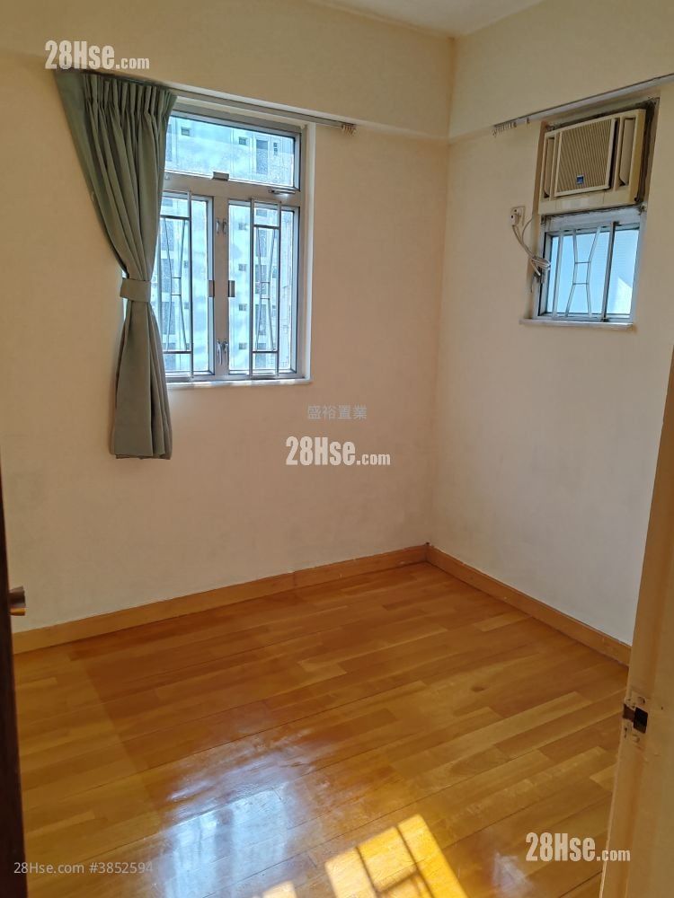 Kam Po Building Rental 2 Bedrooms , 1 Bathroom 407 ft²