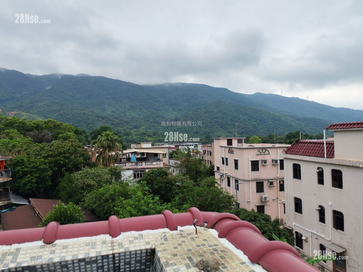Village Rental 3 Bedrooms , 1 Bathroom 630 ft²