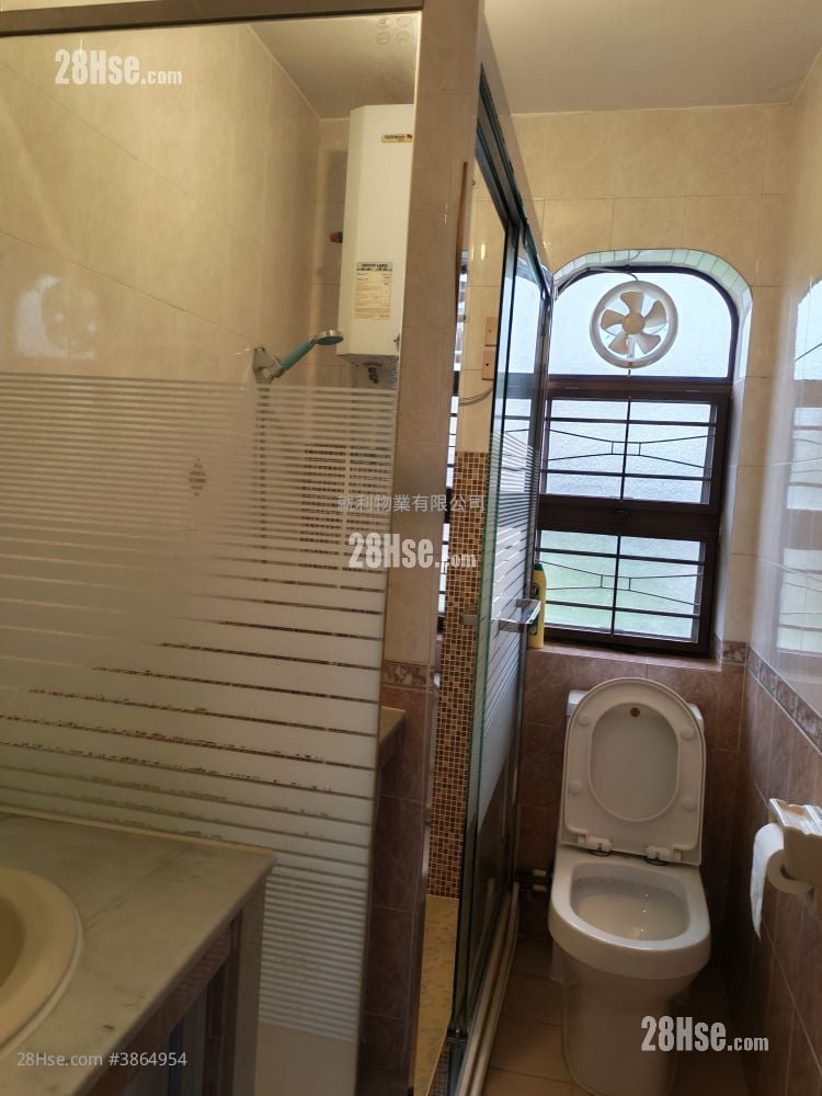 Village Rental 3 Bedrooms , 1 Bathroom 630 ft²