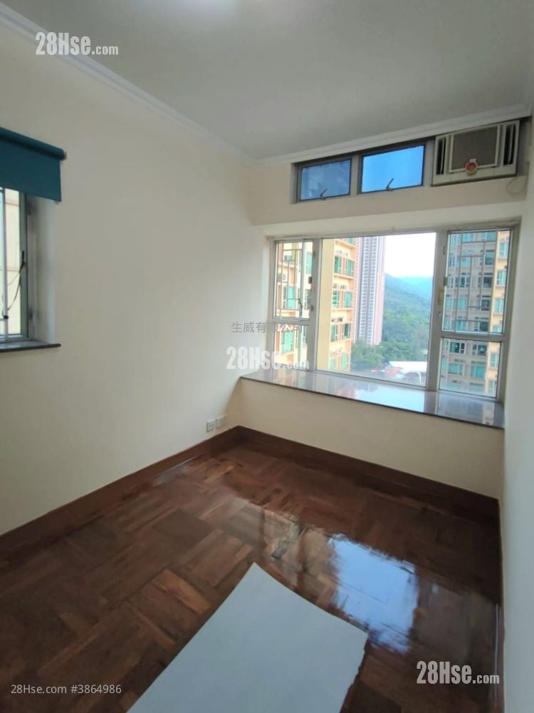 Mountain Shore Rental 2 Bedrooms , 1 Bathroom 482 ft²