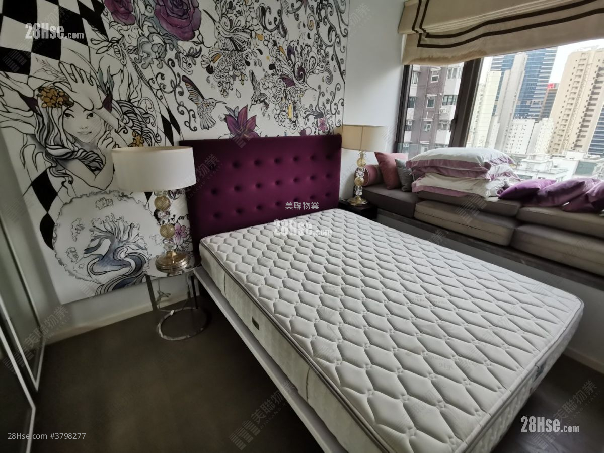 The Pierre Sell 1 Bedroom 305 ft²