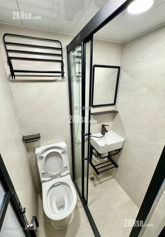 Tung Fat Building Rental 1 Bedroom , 1 Bathroom 152 ft²